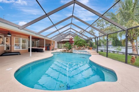 House in Port St. Lucie, Florida 4 bedrooms, 230.96 sq.m. № 2055149 - photo 8