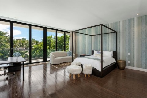 Villa ou maison à vendre à Coral Gables, Floride: 8 chambres, 1141.95 m2 № 1921647 - photo 12