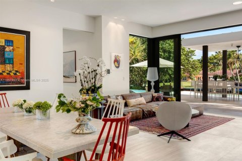 Villa ou maison à vendre à Coral Gables, Floride: 8 chambres, 1141.95 m2 № 1921647 - photo 7