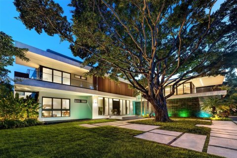 Villa ou maison à vendre à Coral Gables, Floride: 8 chambres, 1141.95 m2 № 1921647 - photo 18