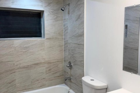 Apartamento en alquiler en Miami Beach, Florida, 2 dormitorios, 113.9 m2 № 1946146 - foto 16