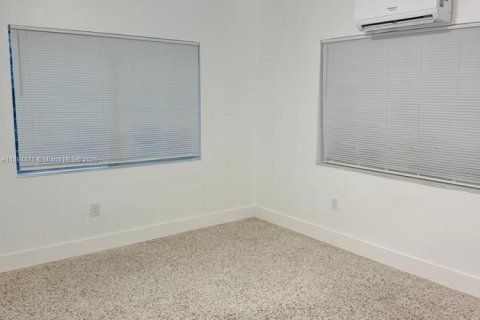 Apartamento en alquiler en Miami Beach, Florida, 2 dormitorios, 113.9 m2 № 1946146 - foto 9