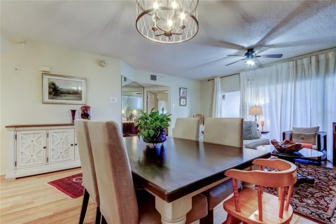 Copropriété à vendre à Seminole, Floride: 3 chambres, 148.18 m2 № 2099432 - photo 16
