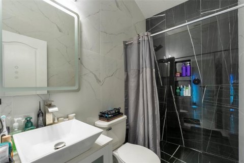 Casa en venta en Winter Garden, Florida, 5 dormitorios, 341.23 m2 № 1448345 - foto 10