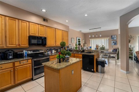 Casa en venta en Winter Garden, Florida, 5 dormitorios, 341.23 m2 № 1448345 - foto 18