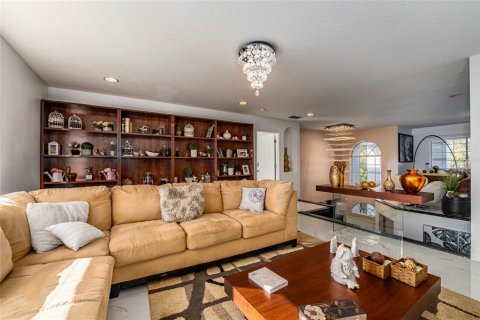 Casa en venta en Winter Garden, Florida, 5 dormitorios, 341.23 m2 № 1448345 - foto 23