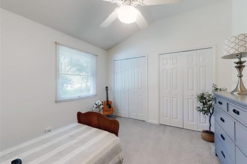 House in Palm Bay, Florida 4 bedrooms, 279.08 sq.m. № 1808380 - photo 25
