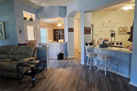 Condo in Sun City Center, Florida, 2 bedrooms  № 1549800 - photo 11