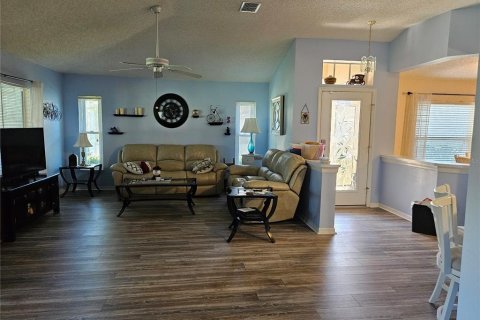 Condo in Sun City Center, Florida, 2 bedrooms  № 1549800 - photo 6