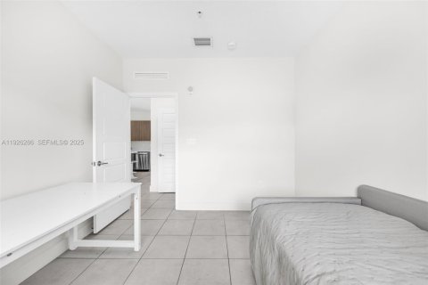 Купить кондоминиум в Дорал, Флорида 4 спальни, 139.91м2, № 1984499 - фото 15