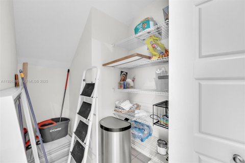 Купить кондоминиум в Дорал, Флорида 4 спальни, 139.91м2, № 1984499 - фото 20