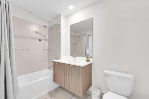 Купить кондоминиум в Дорал, Флорида 4 спальни, 139.91м2, № 1984499 - фото 17