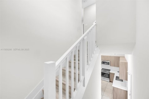 Купить кондоминиум в Дорал, Флорида 4 спальни, 139.91м2, № 1984499 - фото 18