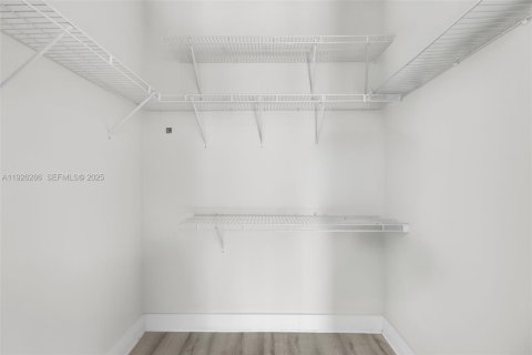 Купить кондоминиум в Дорал, Флорида 4 спальни, 139.91м2, № 1984499 - фото 30