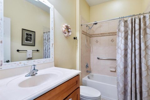 House in Venice, Florida 2 bedrooms, 195.28 sq.m. № 1565210 - photo 21