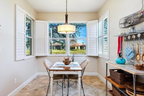 House in Venice, Florida 2 bedrooms, 195.28 sq.m. № 1565210 - photo 11