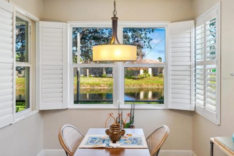 House in Venice, Florida 2 bedrooms, 195.28 sq.m. № 1565210 - photo 12