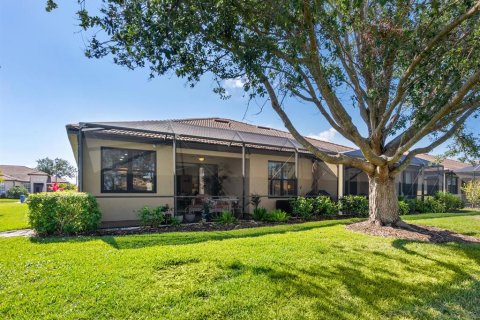 House in Venice, Florida 2 bedrooms, 195.28 sq.m. № 1565210 - photo 24