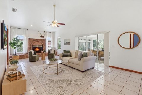 House in Hernando, Florida 4 bedrooms, 361.02 sq.m. № 2400404 - photo 16
