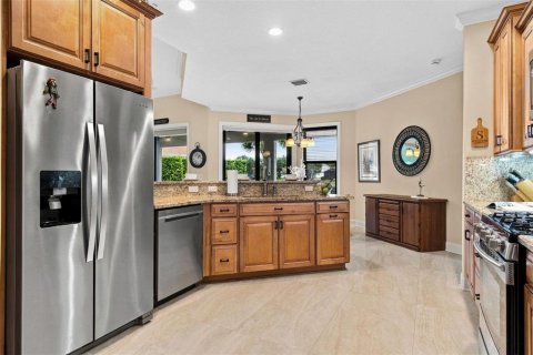 House in Palm Coast, Florida 4 bedrooms, 203.83 sq.m. № 2394439 - photo 3