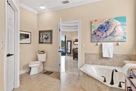 House in Palm Coast, Florida 4 bedrooms, 203.83 sq.m. № 2394439 - photo 11