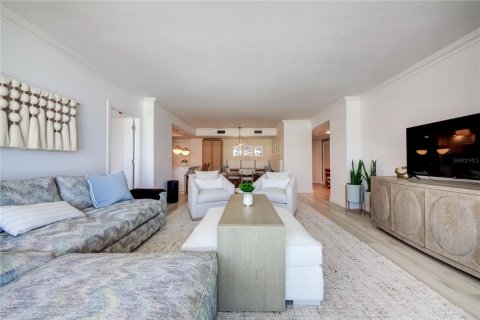 Condominio en alquiler en Sarasota, Florida, 2 dormitorios, 132.01 m2 № 251642 - foto 14