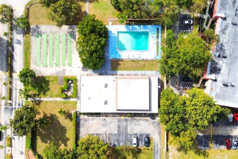 Condo in Miami, Florida, 1 bedroom № 1875537 - photo 24