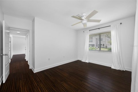 Villa ou maison à vendre à Tampa, Floride: 3 chambres, 189.99 m2 № 2351466 - photo 25