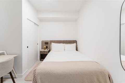 Condo in Miami Beach, Florida, 1 bedroom  № 2247094 - photo 17