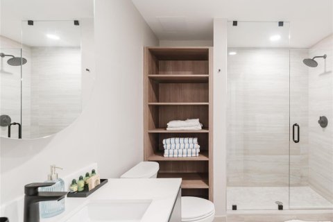 Condo in Miami Beach, Florida, 1 bedroom  № 2247094 - photo 20