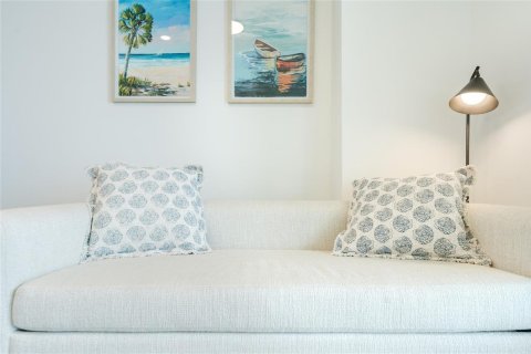 Condo in Miami Beach, Florida, 1 bedroom  № 2247094 - photo 8