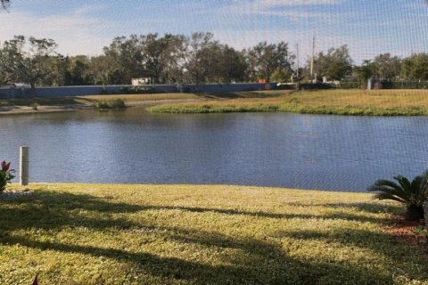 Adosado en Bradenton, Florida 2 dormitorios, 100.33 m2 № 2110403
