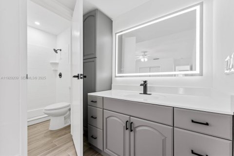 Villa ou maison à louer à Sunrise, Floride: 3 chambres, 128.48 m2 № 1990729 - photo 9