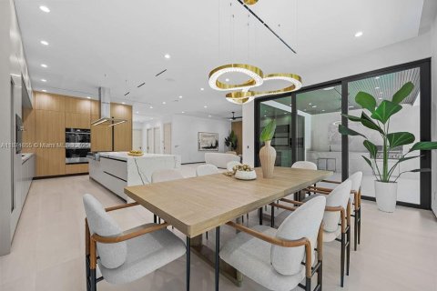Casa en venta en Fort Lauderdale, Florida, 4 dormitorios, 353.12 m2 № 1926356 - foto 30