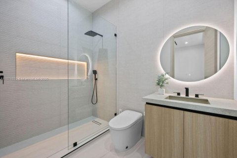 Casa en venta en Fort Lauderdale, Florida, 4 dormitorios, 353.12 m2 № 1926356 - foto 23