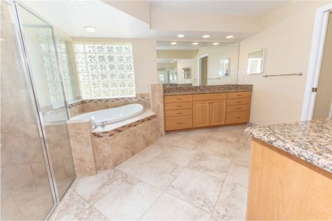 Casa en venta en Oxford, Florida, 4 dormitorios, 277.87 m2 № 1873158 - foto 20