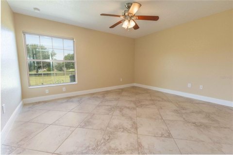 Casa en venta en Oxford, Florida, 4 dormitorios, 277.87 m2 № 1873158 - foto 22