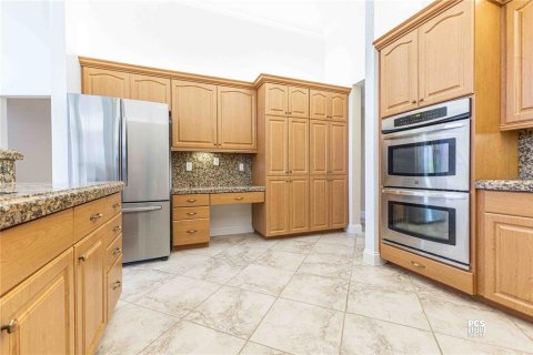 Casa en venta en Oxford, Florida, 4 dormitorios, 277.87 m2 № 1873158 - foto 8