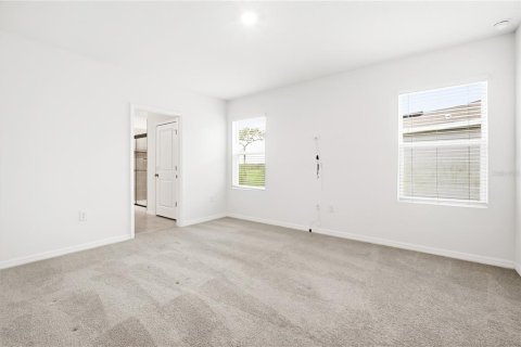 House in Wesley Chapel, Florida 4 bedrooms, 209.96 sq.m. № 2209942 - photo 20