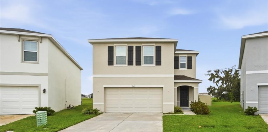House in Wesley Chapel, Florida 4 bedrooms, 209.96 sq.m. № 2209942