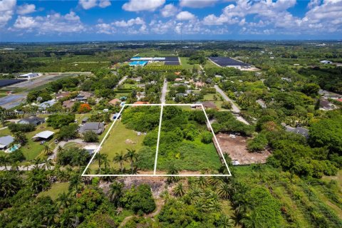 Commercial property in Homestead, Florida № 1784116 - photo 2