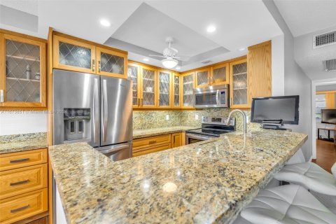 Condominio en venta en Deerfield Beach, Florida, 2 dormitorios, 76.18 m2 № 1947915 - foto 22