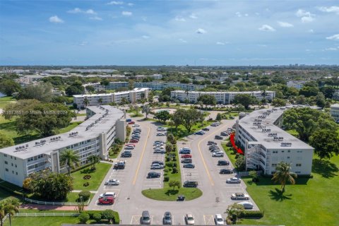 Condominio en venta en Deerfield Beach, Florida, 2 dormitorios, 76.18 m2 № 1947915 - foto 5