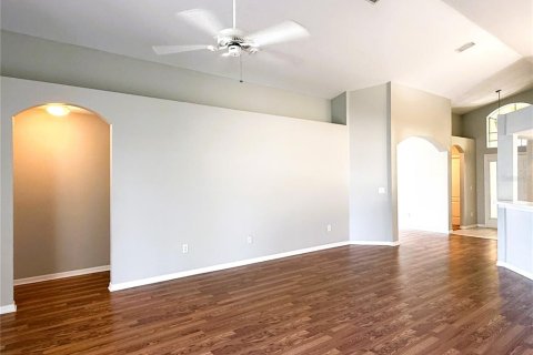 Casa en alquiler en Ruskin, Florida, 4 dormitorios, 167.32 m2 № 2100643 - foto 11