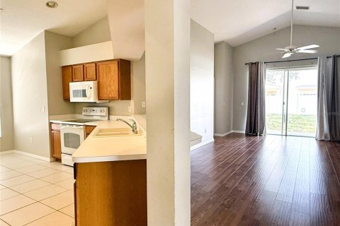 Casa en alquiler en Ruskin, Florida, 4 dormitorios, 167.32 m2 № 2100643 - foto 13