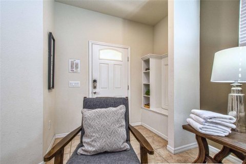 Casa en venta en Kissimmee, Florida, 5 dormitorios, 243.59 m2 № 1911433 - foto 2