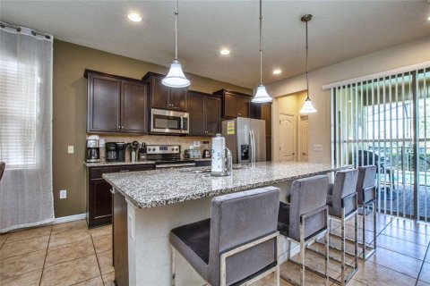 Casa en venta en Kissimmee, Florida, 5 dormitorios, 243.59 m2 № 1911433 - foto 15