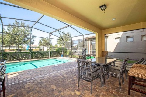 Casa en venta en Kissimmee, Florida, 5 dormitorios, 243.59 m2 № 1911433 - foto 21