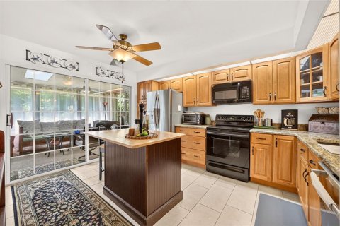 Touwnhouse à vendre à Ocala, Floride: 3 chambres, 134.43 m2 № 2399055 - photo 18