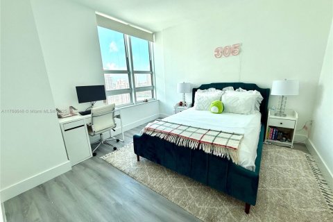 Condo in Florida City, Florida, 2 bedrooms № 1985598 - photo 10